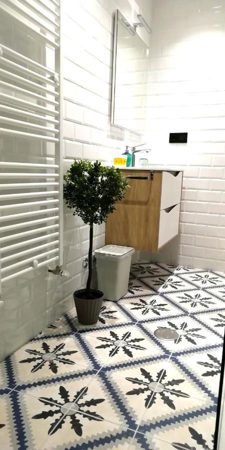 Apartamentos Mar Y Sol Luarca Buitenkant foto