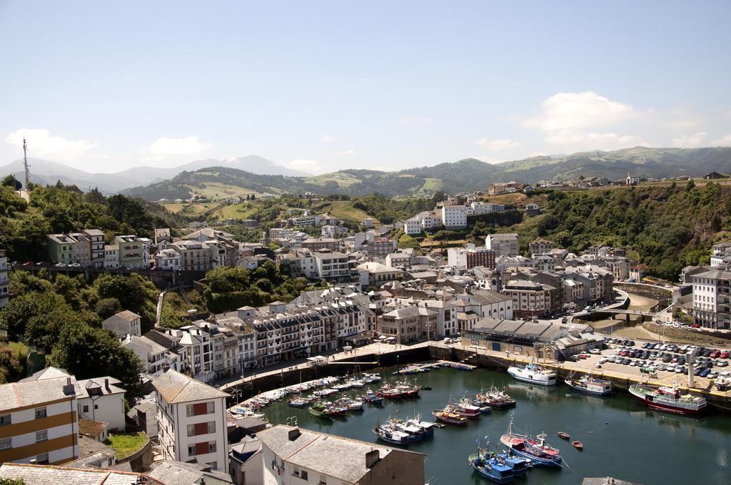Apartamentos Mar Y Sol Luarca Buitenkant foto